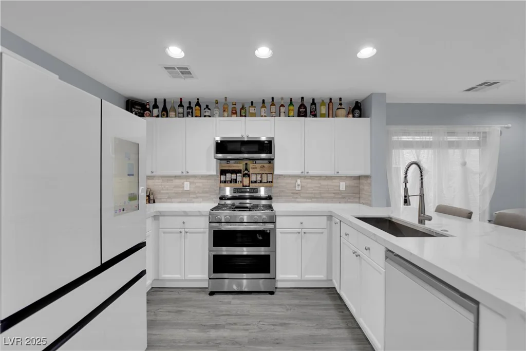 9141 Careful Canvas, Las Vegas, NV 89149