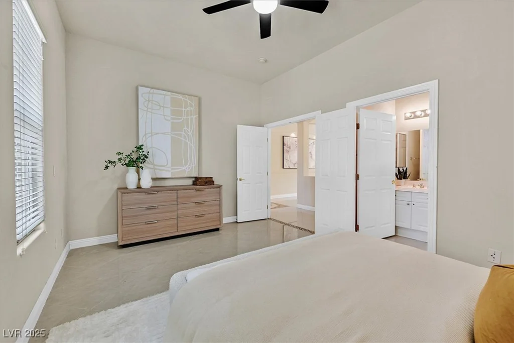 7986 Merlewood, Las Vegas, NV 89117