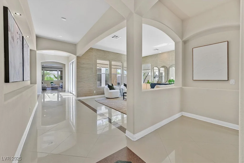 7986 Merlewood, Las Vegas, NV 89117