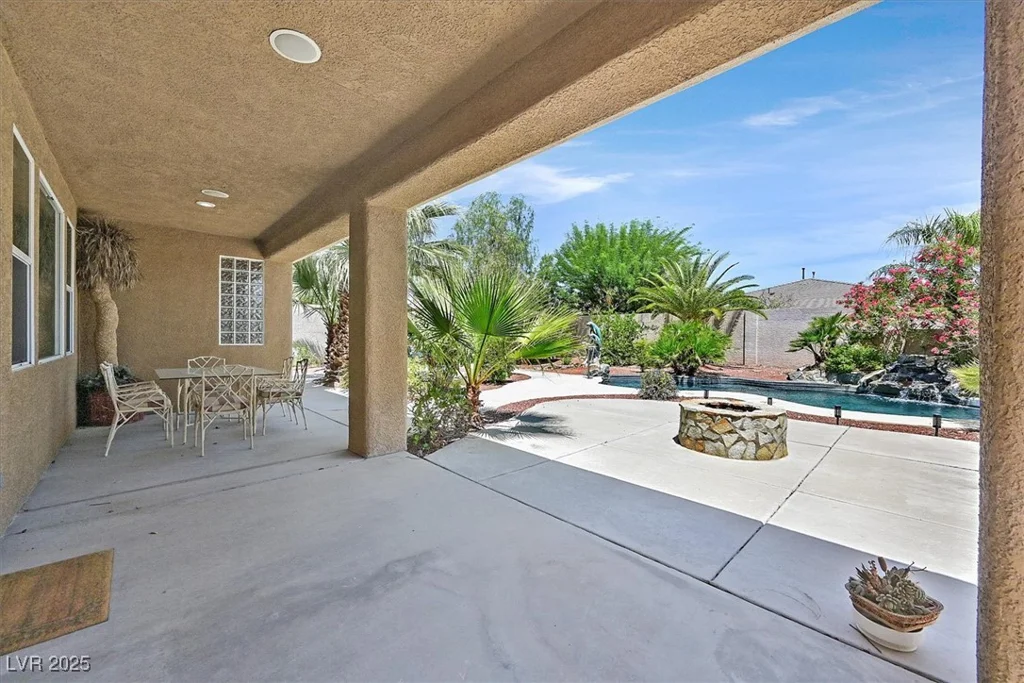 7986 Merlewood, Las Vegas, NV 89117