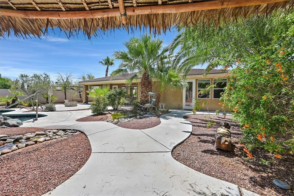 7986 Merlewood, Las Vegas, NV 89117