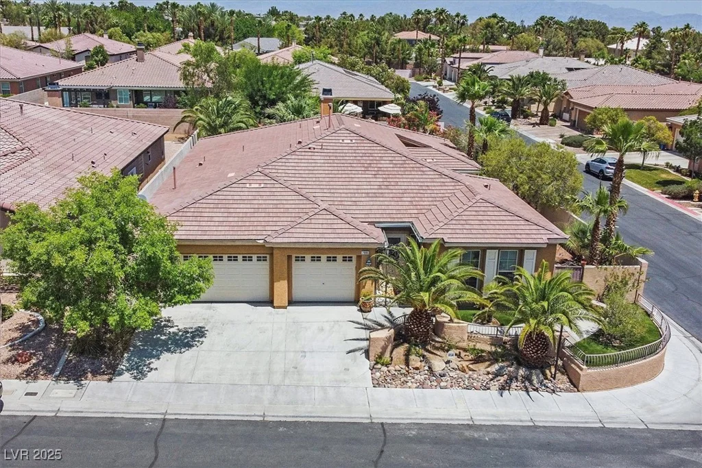 7986 Merlewood, Las Vegas, NV 89117