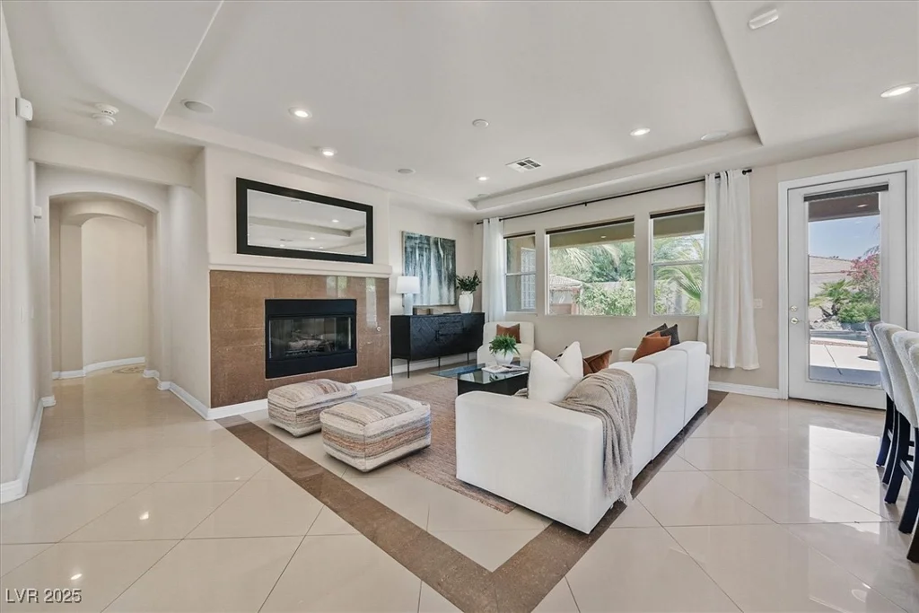7986 Merlewood, Las Vegas, NV 89117