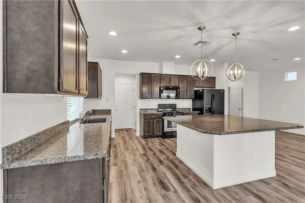 5661 Brimstone Hill, Las Vegas, NV 89141