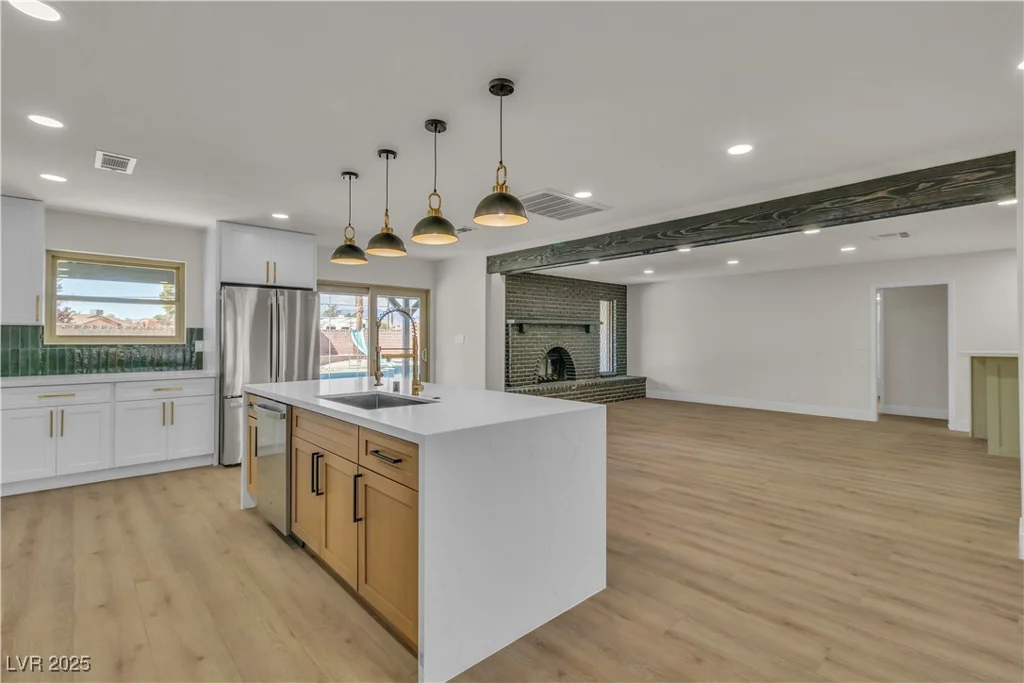 4061 Eldorado, Las Vegas, NV 89139