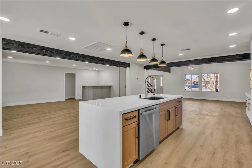 4061 Eldorado, Las Vegas, NV 89139