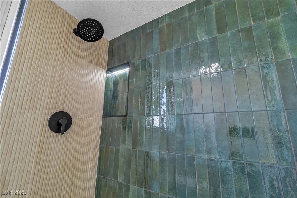 4061 Eldorado, Las Vegas, NV 89139