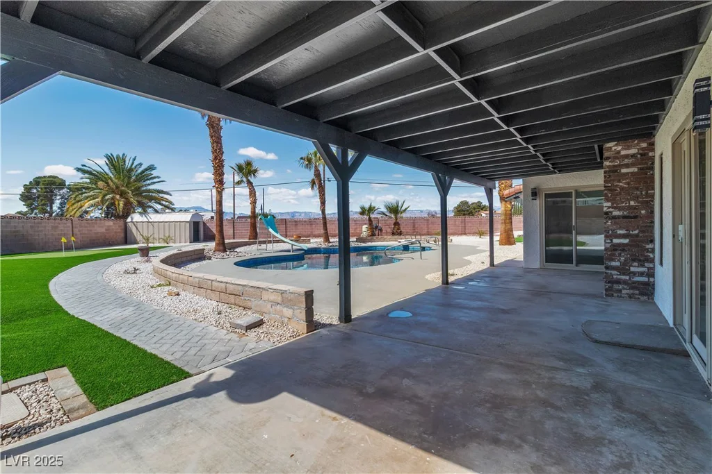 4061 Eldorado, Las Vegas, NV 89139