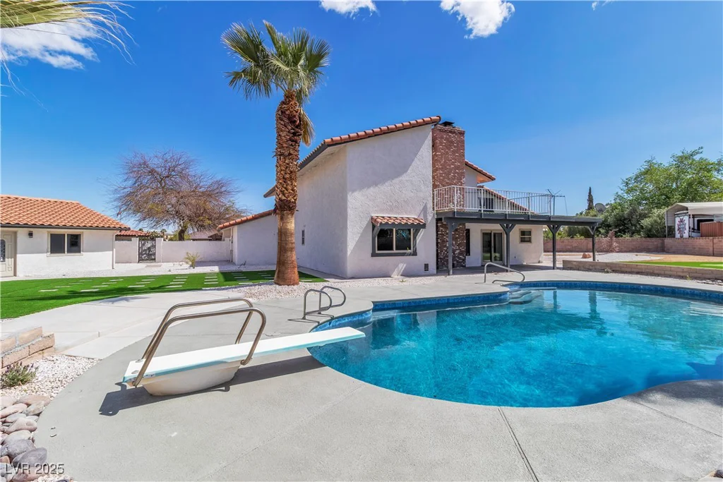 4061 Eldorado, Las Vegas, NV 89139
