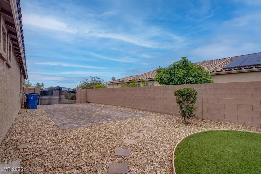 6985 Hopi Summit, Las Vegas, NV 89149