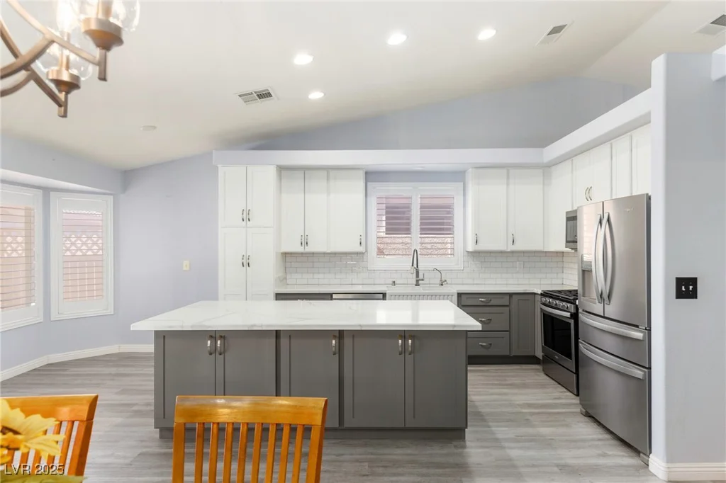 5441 Rose Hills, Las Vegas, NV 89149