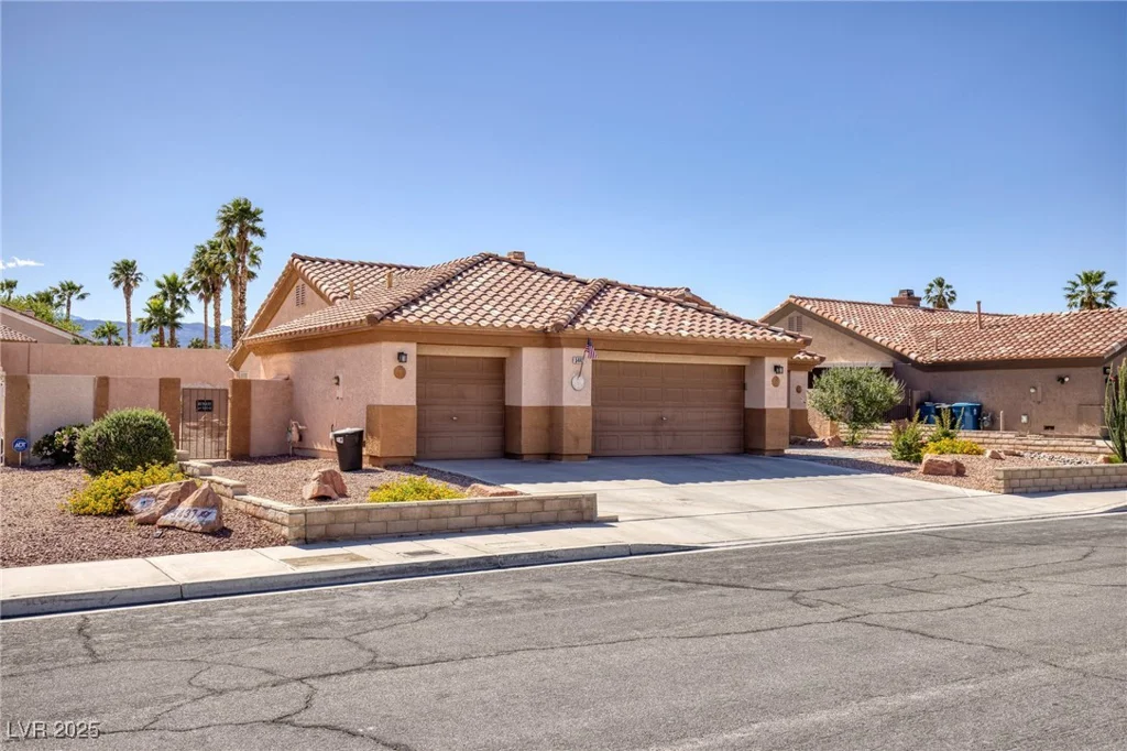 5441 Rose Hills, Las Vegas, NV 89149