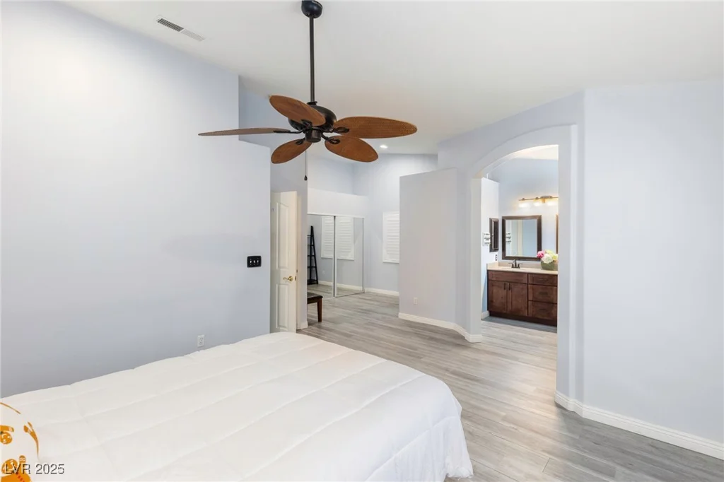 5441 Rose Hills, Las Vegas, NV 89149