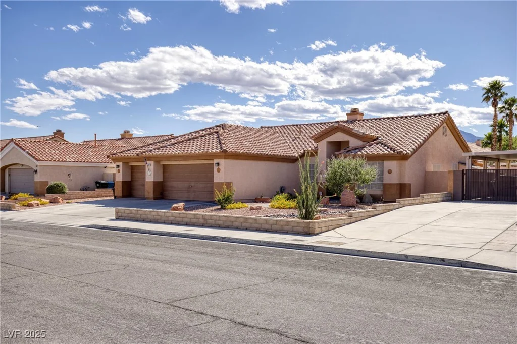 5441 Rose Hills, Las Vegas, NV 89149