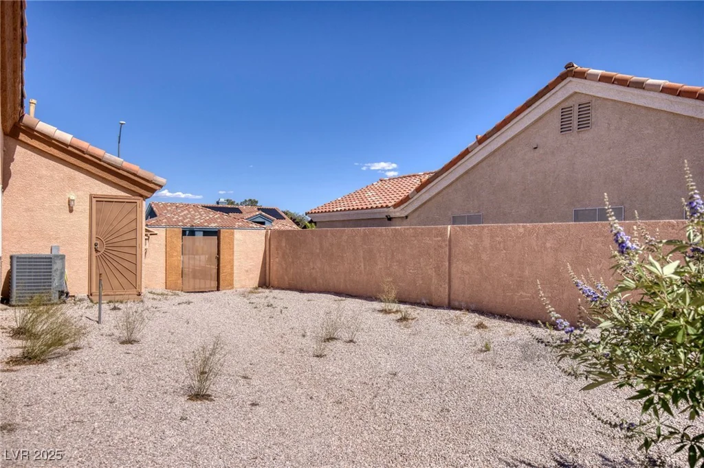 5441 Rose Hills, Las Vegas, NV 89149