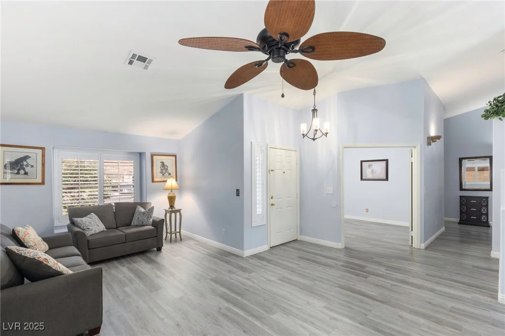 5441 Rose Hills, Las Vegas, NV 89149