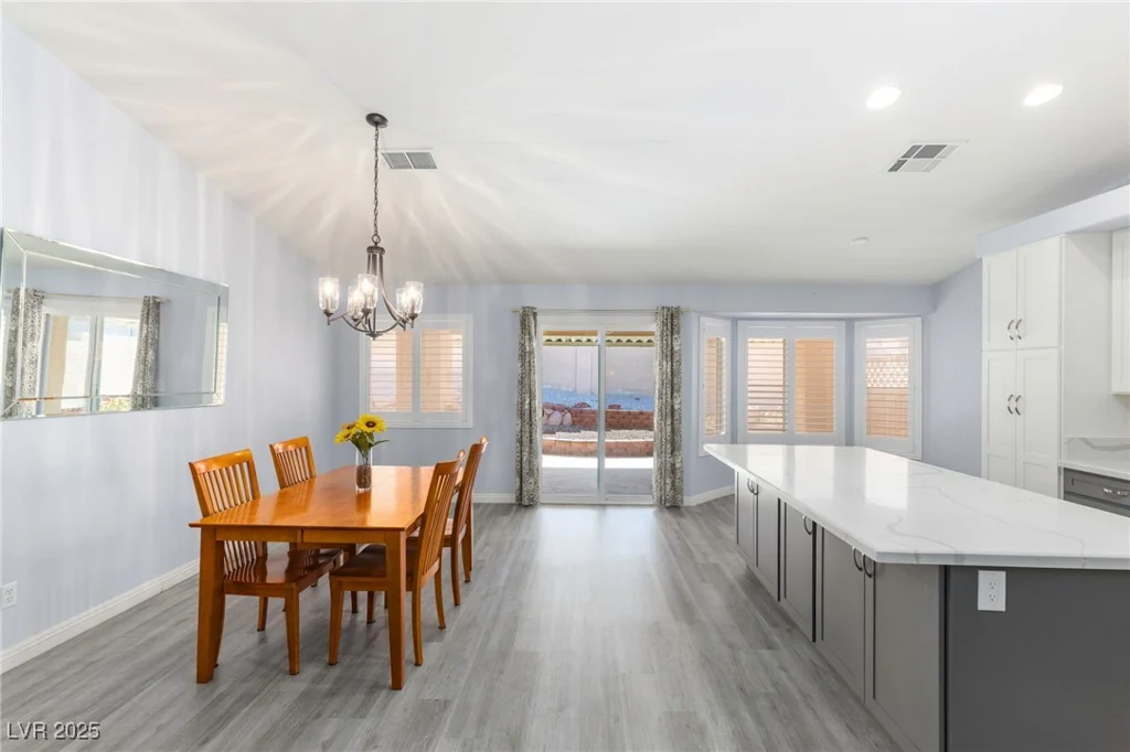 5441 Rose Hills, Las Vegas, NV 89149