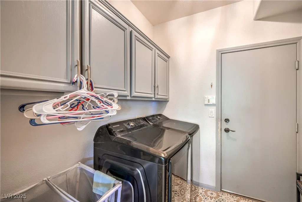 8089 Black Orchid, Las Vegas, NV 89131