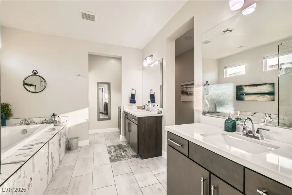 9765 Skye Star, Las Vegas, NV 89166