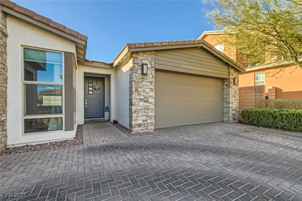 9765 Skye Star, Las Vegas, NV 89166