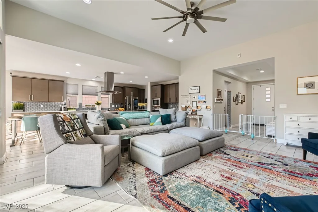 9765 Skye Star, Las Vegas, NV 89166