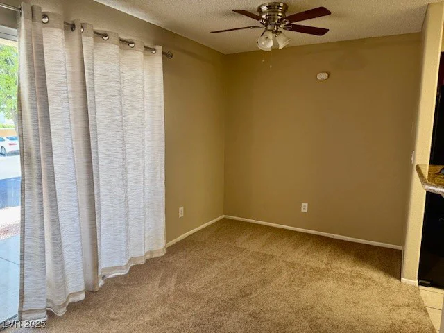 7912 Foxwood, Las Vegas, NV 89145