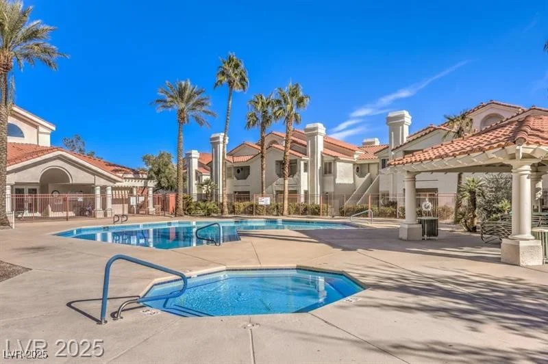 7912 Foxwood, Las Vegas, NV 89145