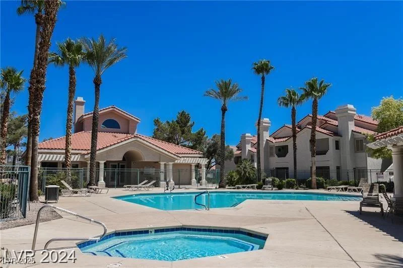 7912 Foxwood, Las Vegas, NV 89145