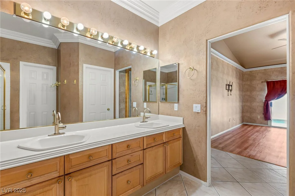 9688 MEEKS BAY, Las Vegas, NV 89148