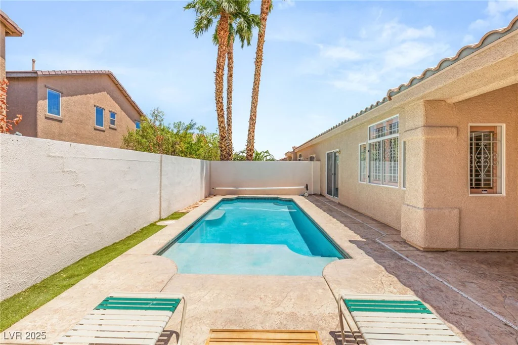 9688 MEEKS BAY, Las Vegas, NV 89148