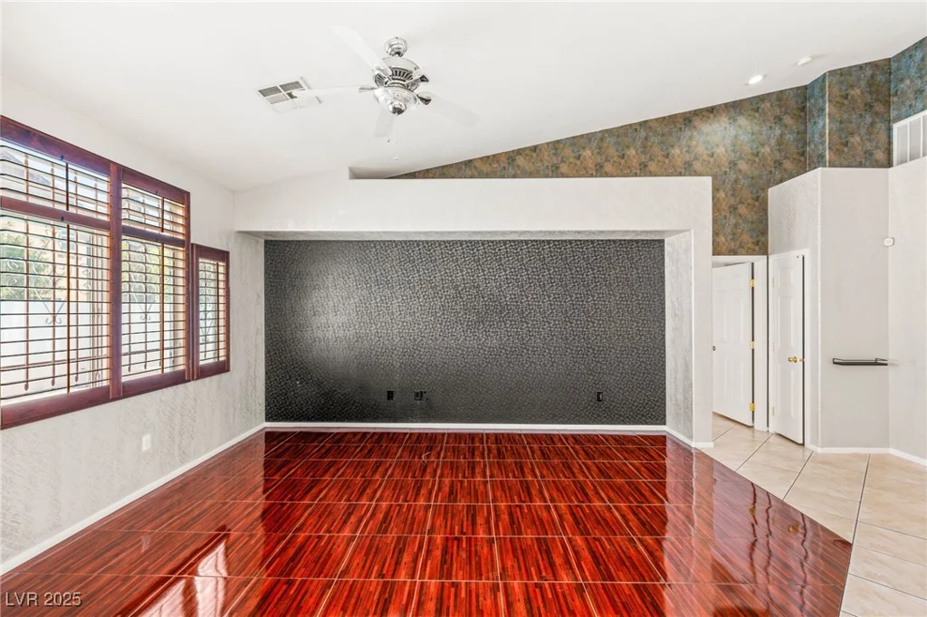 9688 MEEKS BAY, Las Vegas, NV 89148