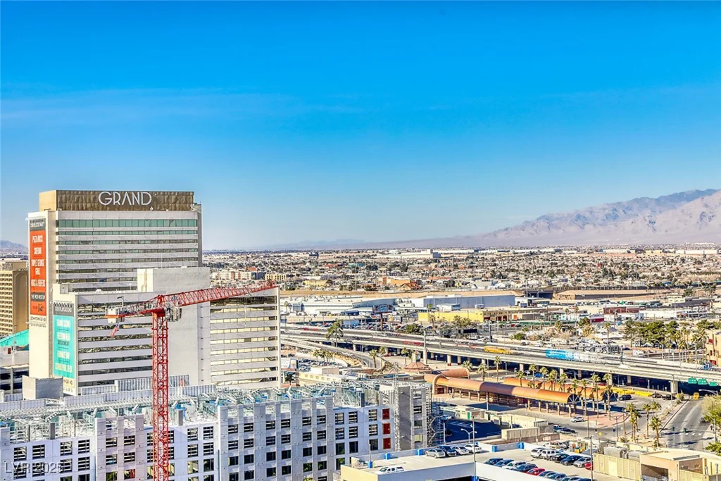 150 LAS VEGAS, North Las Vegas, NV 89101