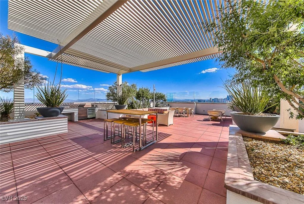 150 LAS VEGAS, North Las Vegas, NV 89101