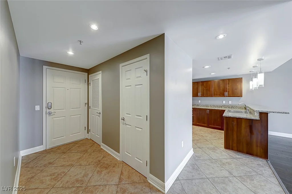 150 LAS VEGAS, North Las Vegas, NV 89101