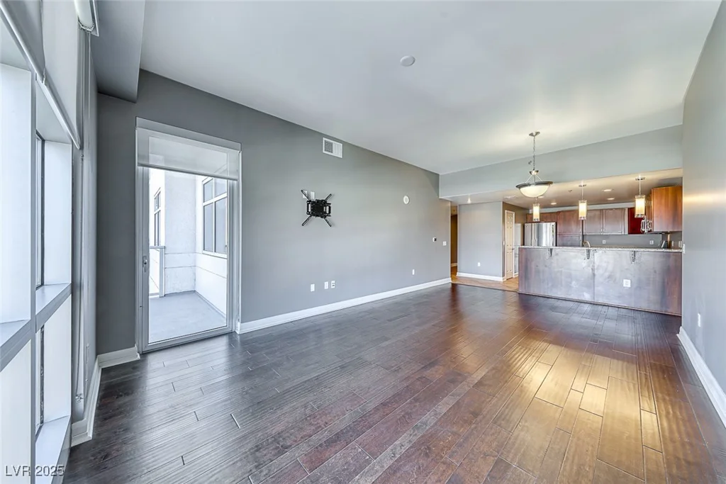 150 LAS VEGAS, North Las Vegas, NV 89101