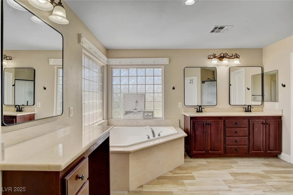 2117 Mountain Rail, North Las Vegas, NV 89084