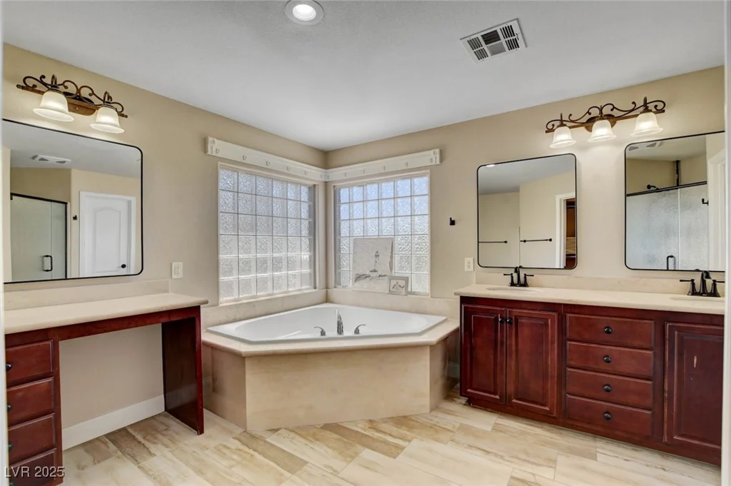 2117 Mountain Rail, North Las Vegas, NV 89084