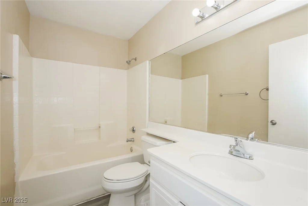 1117 Coral Crystal, North Las Vegas, NV 89032