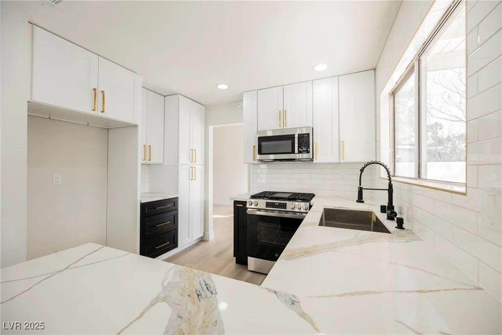 4669 Winfield, Las Vegas, NV 89147