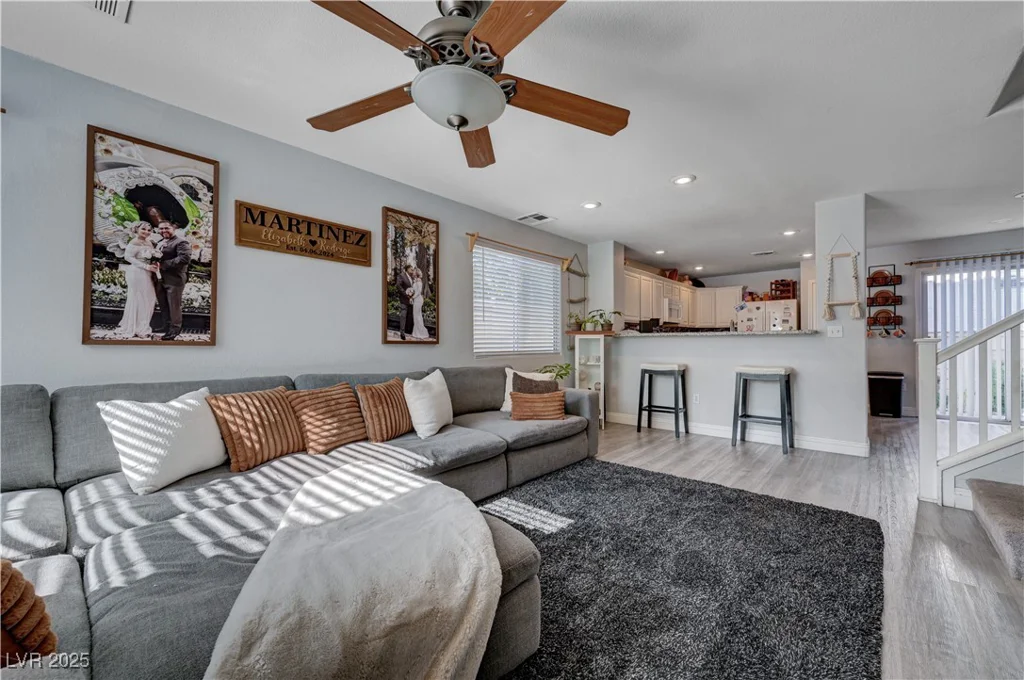 10342 Adrianna, Las Vegas, NV 89129