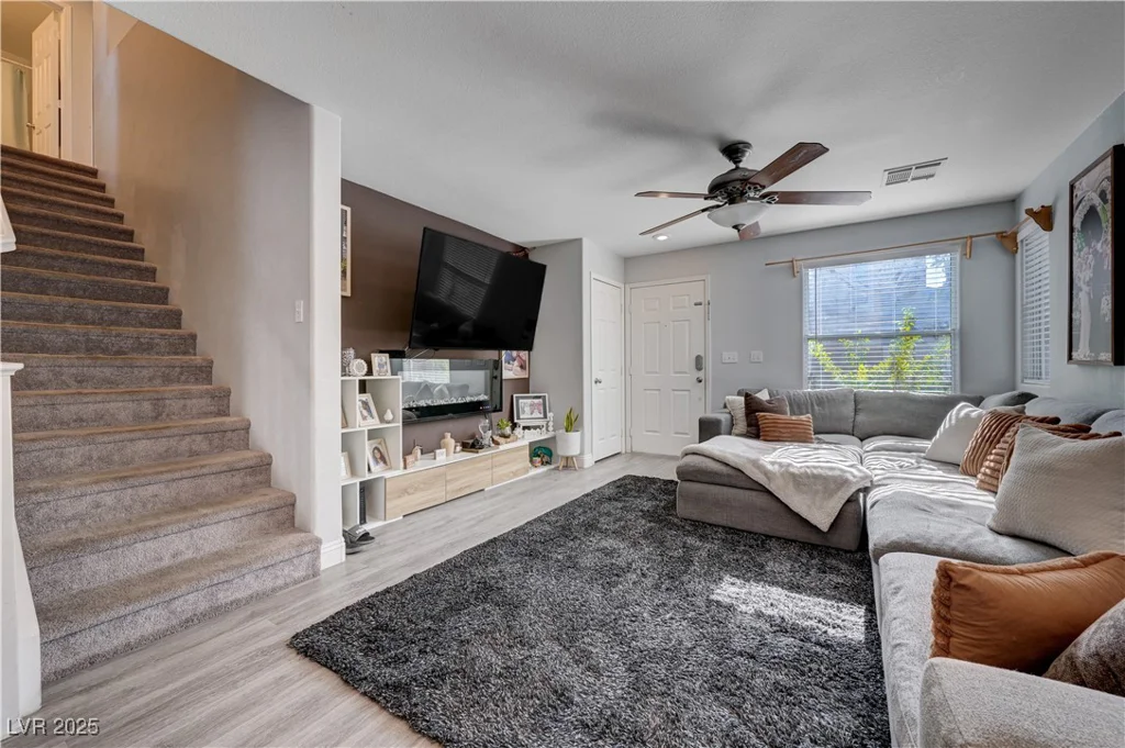10342 Adrianna, Las Vegas, NV 89129