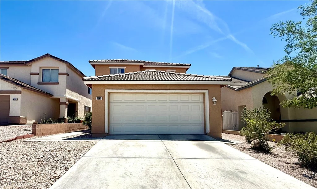 6287 Stone Hollow, Las Vegas, NV 89156