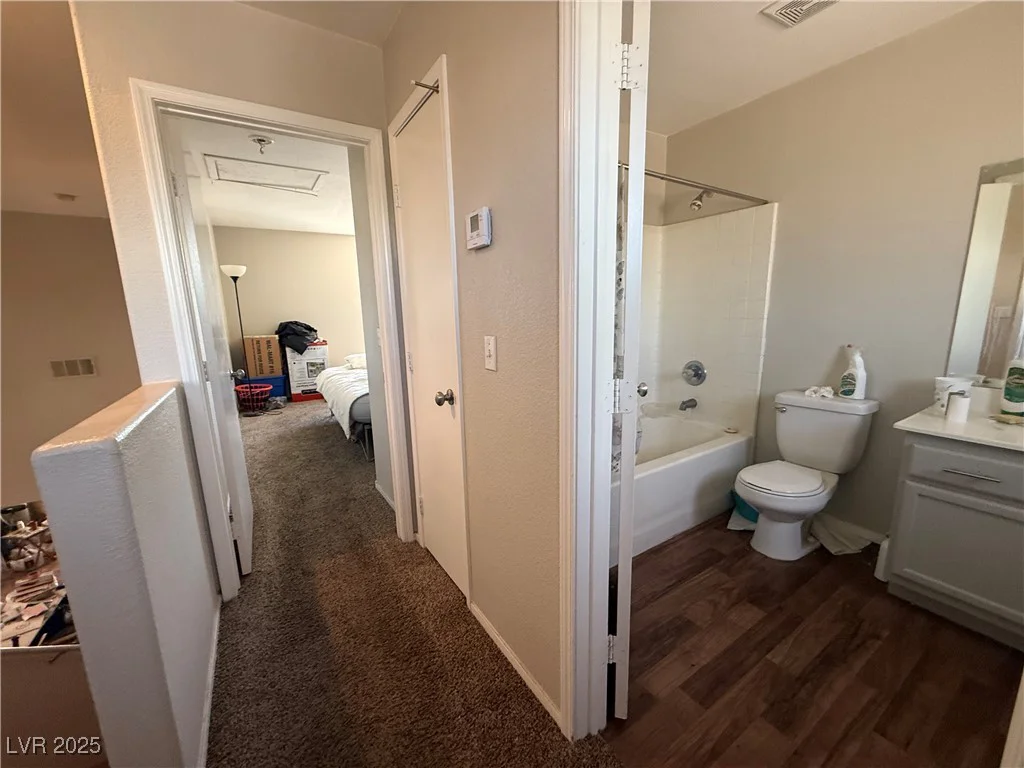 6287 Stone Hollow, Las Vegas, NV 89156