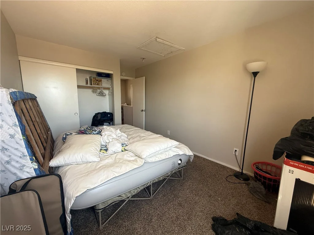 6287 Stone Hollow, Las Vegas, NV 89156