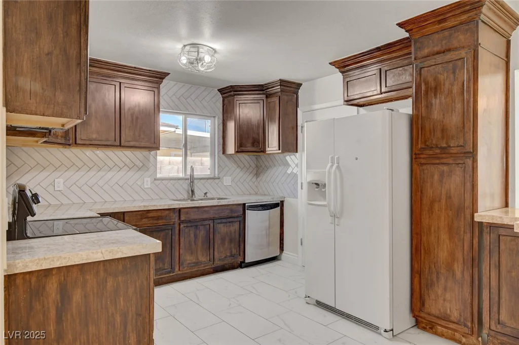 6225 Rassler, Las Vegas, NV 89107