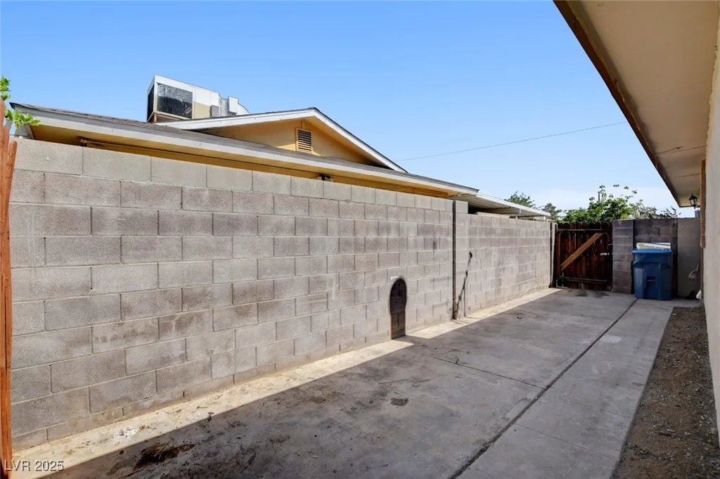6225 Rassler, Las Vegas, NV 89107
