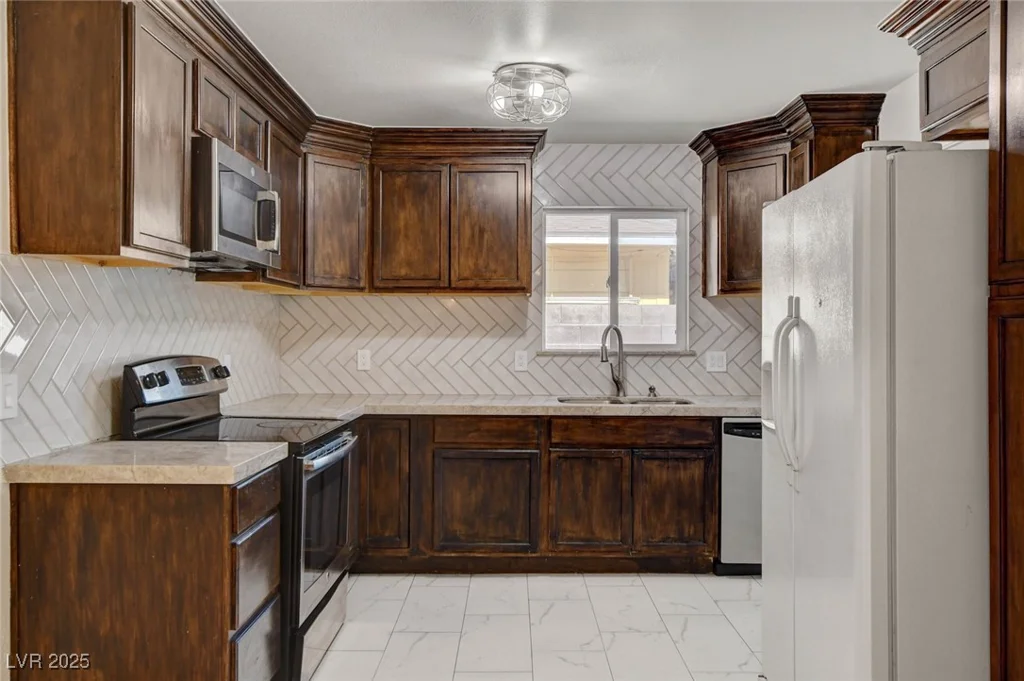 6225 Rassler, Las Vegas, NV 89107