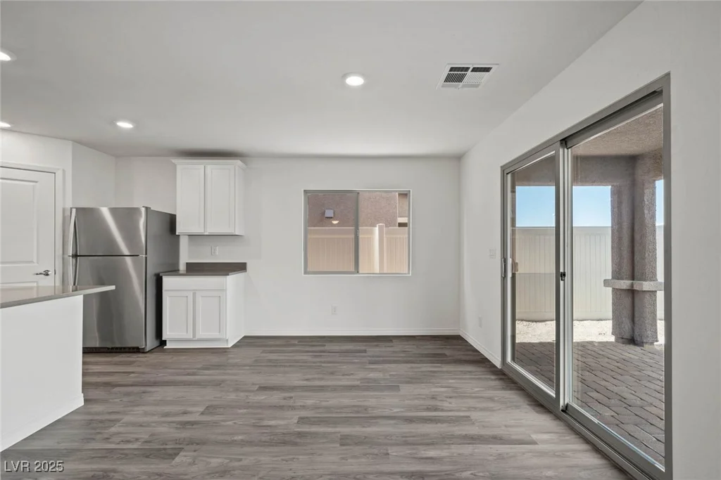 1656 Desert Path, North Las Vegas, NV 89032