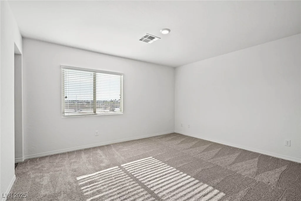 1656 Desert Path, North Las Vegas, NV 89032