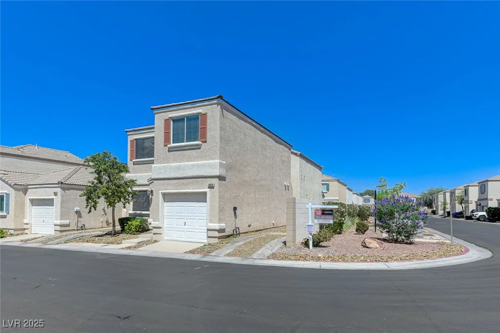 10078 Delicate Dew, Las Vegas, NV 89183